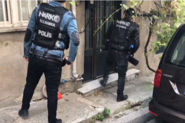 İstanbul'da zehir tacirlerine operasyon!