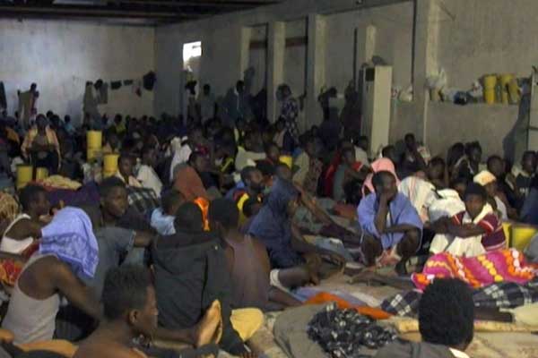 Libya'daki 'modern köle pazarı'nın yankıları sürüyor