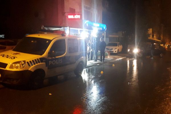 Silahlı iş yeri baskın korkuttu