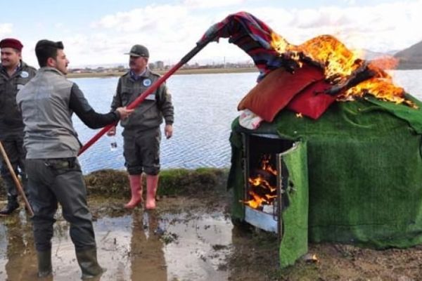 Kahramanmaraş'ta ekipler görünce şaşkına döndü