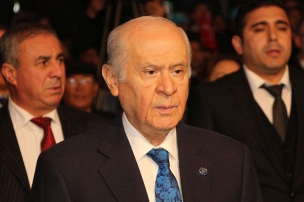 Bahçeli'den slogan uyarısı