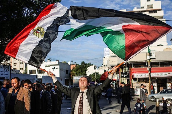 Mısır'da hayatını kaybedenler için Gazze'de taziye çadırı kuruldu