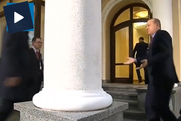 Erdoğan ile Rus Sözcü arasında gülümseten diyalog