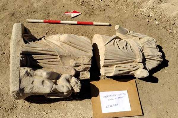 Adana'da Hygieia ve Eros heykeli bulundu