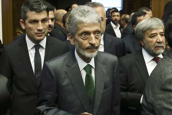 Ankara'da lale heykeli kaldırıldı