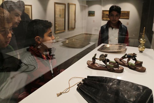 Gaziantep'teki 'Haremeyn' sergisine yoğun ilgi