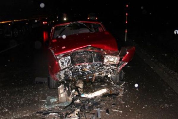 Konya'da iki otomobil çarpıştı: 9 kişi yaralandı