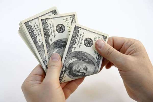 Dolar güne nasıl başladı? İşte ilk rakamlar