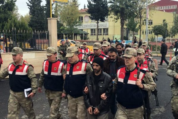 Şanlıurfa'da 12 kişiye terörden tutuklama