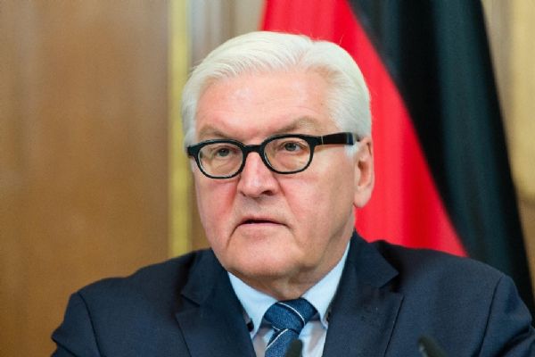 Steinmeier liderleri bir araya getirdi