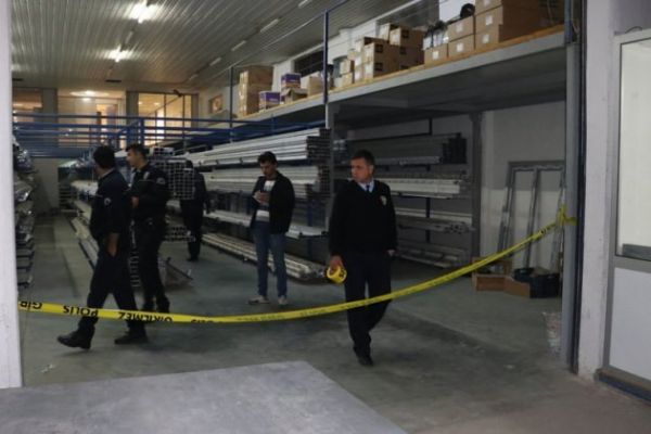 Adana'da borçlarını ödeyemediği için canına kıydı