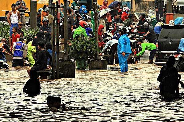 Endonezya'da 100 milyon kişi sel riski altında