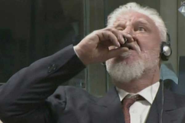 Duruşmada zehir içmişti... General Praljak Hırvat siyasetini karıştırdı!