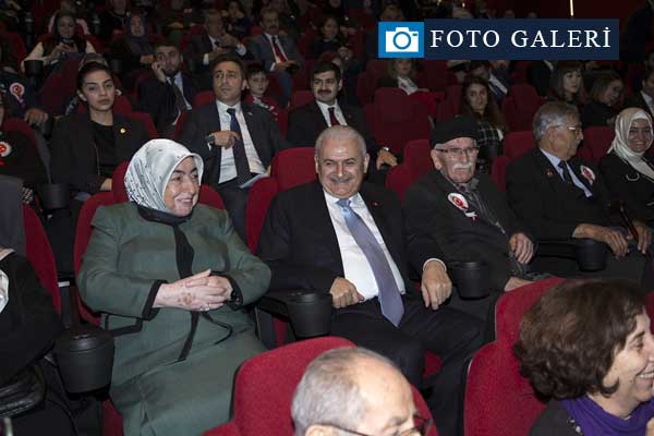 Başbakan Binali Yıldırım 'Ayla' filmini izledi