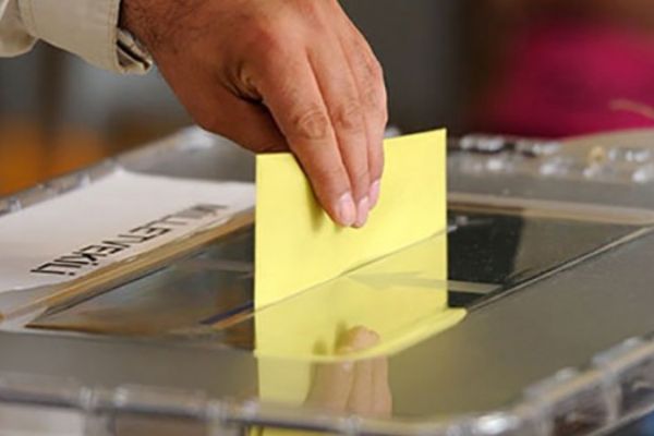 Korsika'da seçimler ve bağımsızlık hevesi