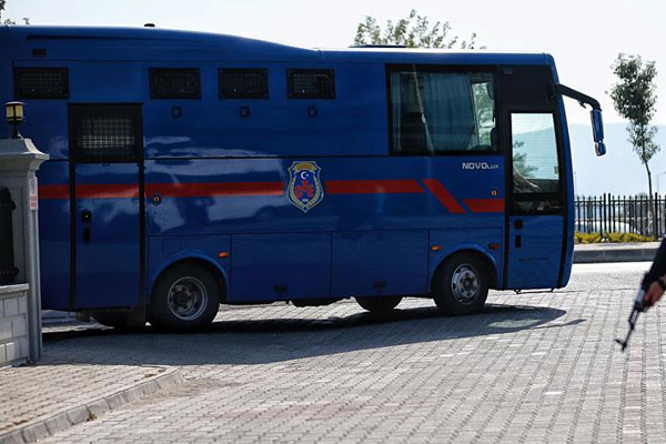 Cezaevlerindeki tutuklu sayısı açıklandı