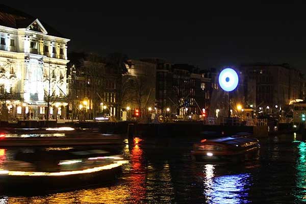 Amsterdam'da ışık sanat festivali düzenlendi