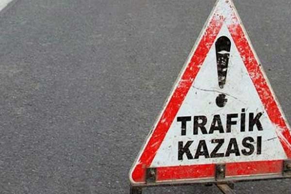E-5'te kaza... Trafik durdu!