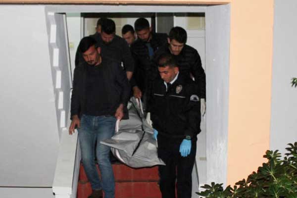 Emekli öğretmen doğum gününde ölü bulundu
