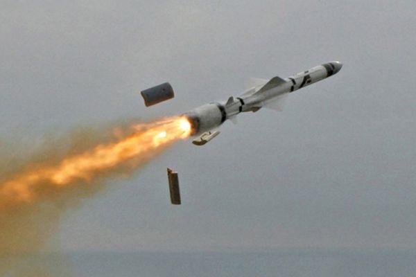 İran'dan 'füze' resti