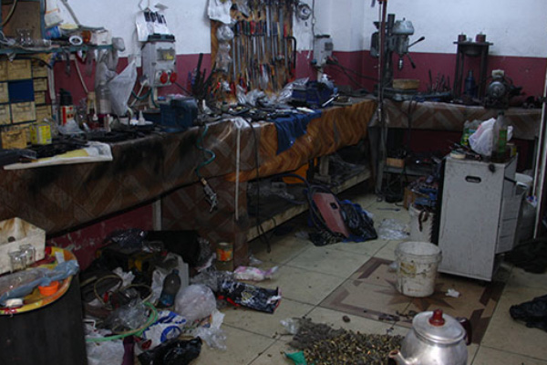 Pendik'te silah imalathanesine baskın