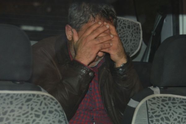 Adana'da sahte polis gerçeğine yakalandı