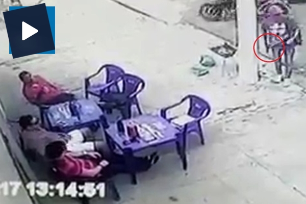 Akıllı ve hızlı polis ölümden böyle kurtuldu!