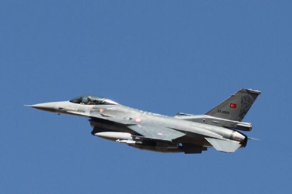Türk jetleri 36 hedefi tam isabetle vurdu!