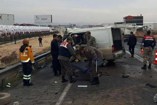 Gaziantep-Nizip karayolunda kaza: 5 ölü