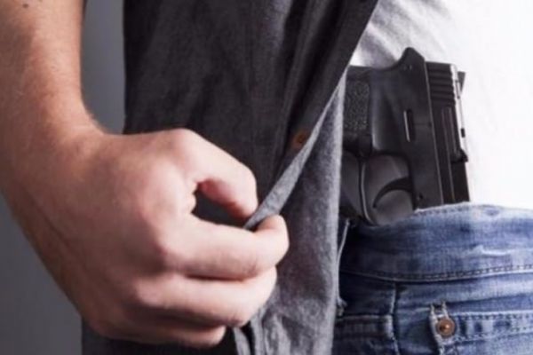 Samsun'da silahını beline koyarken kendini öldürdü!