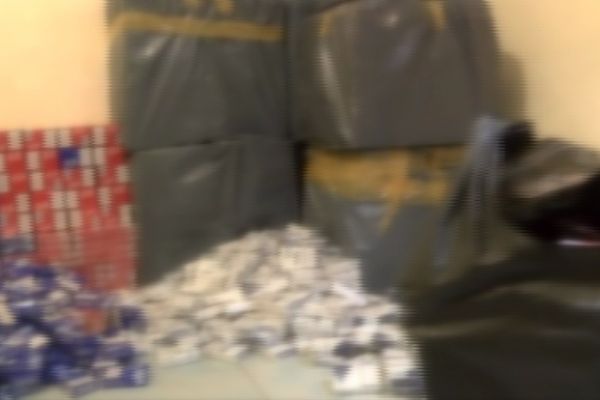 İstanbul polisinden dev kaçak sigara operasyonu!