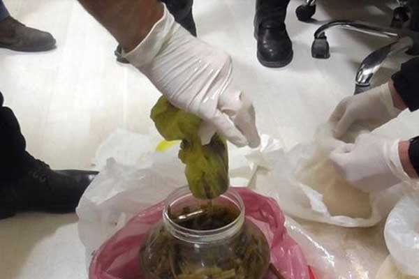 Turşu bidonunda gri cıva bulundu