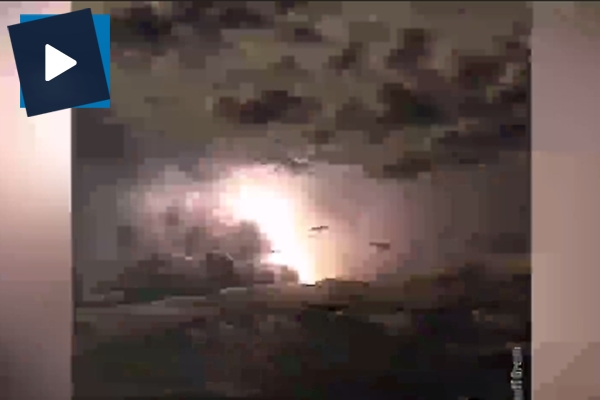 Avustralya'da korkunç elektrik fırtınası