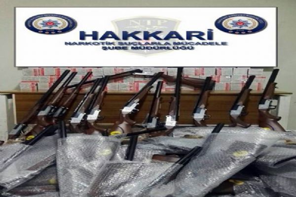 Hakkari'de silah ve ecza ürünü operasyonu!
