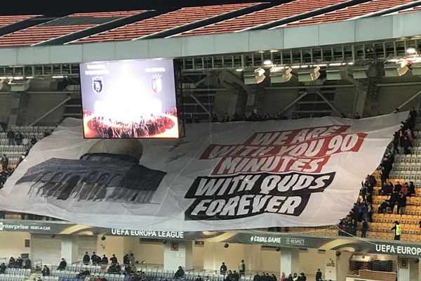 Başakşehir tribünlerinden Kudüs mesajı