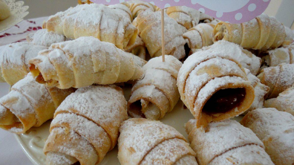 Evde elmalı kurabiye nasıl yapılır?