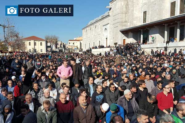 On binler Fatih'e akın ediyor! İstanbul'da öfke cuması