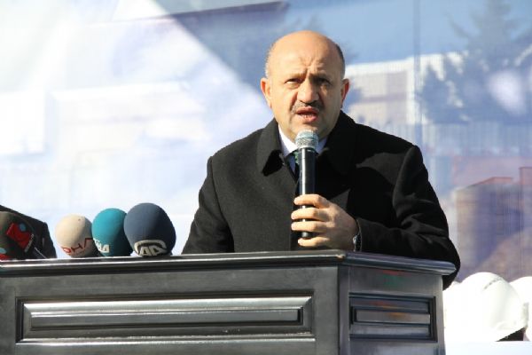 Fikri Işık: Kudüs konusunda kimse haddi aşmasın