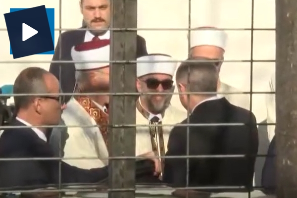 Cumhurbaşkanı Erdoğan cuma namazını Gümülcine'de kıldı