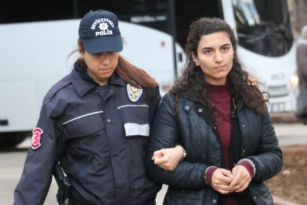 PKK'ya 'terör örgütü' demediler!