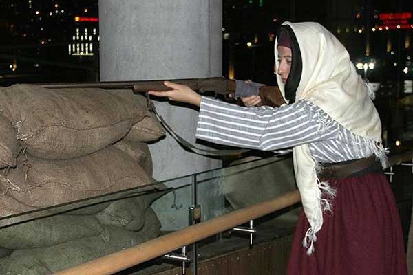 'Milli Mücadelenin Cesur ve Kayıp Kadınları' tiyatroseverlerle buluştu