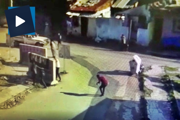 Cinayet anı kamerada!