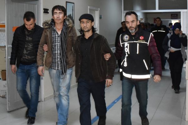 6 adrese uyuşturucu operasyonu: 9 kişi gözaltına alındı