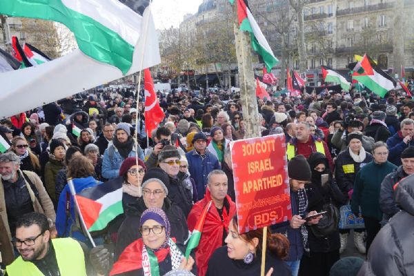 Paris'te Kudüs protestosu