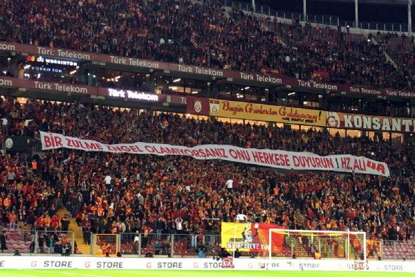 Türk Telekom Stadyumu'nda Kudüs tepkisi