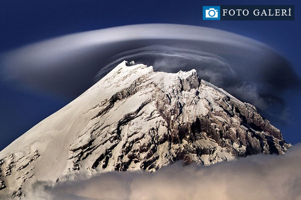 Rusya'da bulutlar gizemli anlar oluşturdu