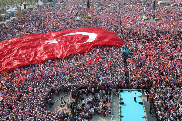 Davutoğlu Yenikapı mitinginde konuştu