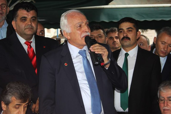 Kamalak'tan korkutan 'savaş' eleştirisi