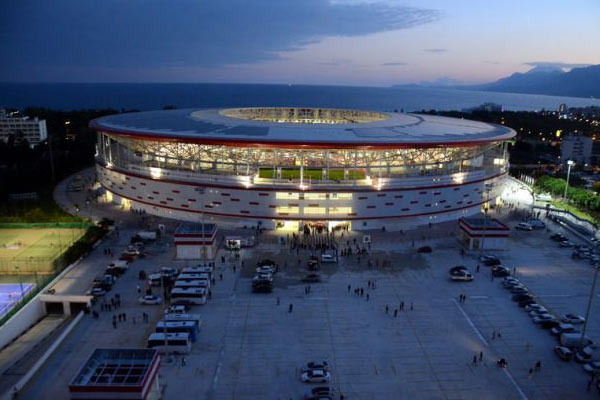 Türkiye'nin yeni bir stadı daha oldu