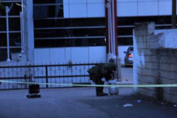 Adliye önünde tüp paniği